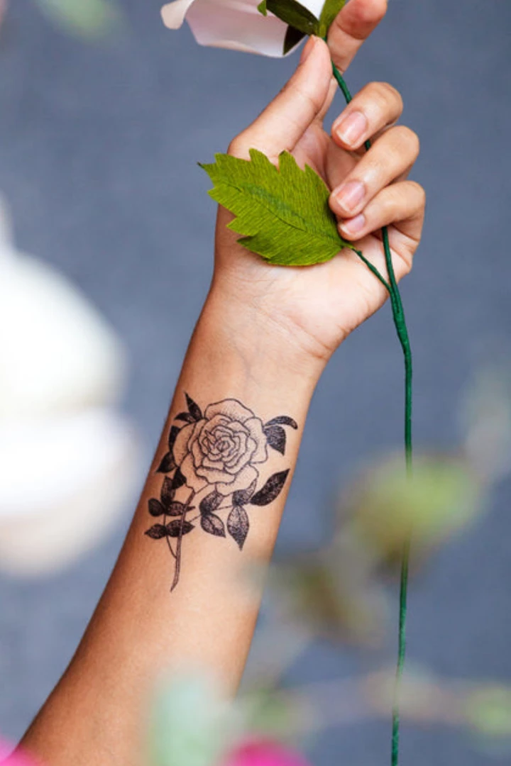 Tattly BEAUTY Flora And Fauna Tattoo Set 3 Tattly BEAUTY Flora And Fauna Tattoo Set