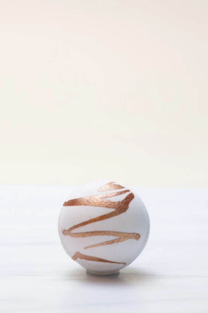 Latika Hand Decorated Bath Bomb - Suntans + Coconuts BEAUTY 1 Latika Hand Decorated Bath Bomb - Suntans + Coconuts BEAUTY