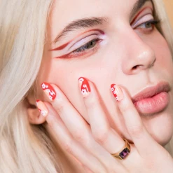 TRENDING Chillhouse Chill Tips Manicure Kit - Devil Wears Florals 8 TRENDING Chillhouse Chill Tips Manicure Kit - Devil Wears Florals