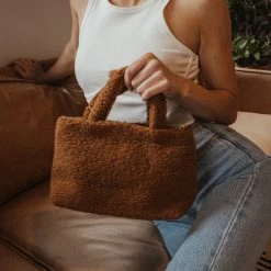 Urban Expressions BAGS Leicester Sherpa Crossbody