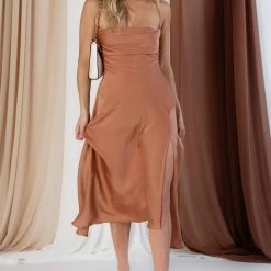 WEDDING CAPSULE ASTR Gaia Dress