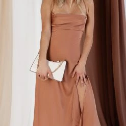 WEDDING CAPSULE ASTR Gaia Dress