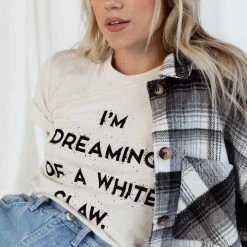 Roasemead CLOTHING Christmas Claws Tee