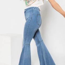 NEW ARRIVALS Free People Float On Flare 14 NEW ARRIVALS Free People Float On Flare