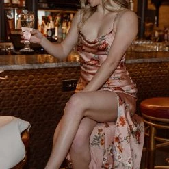 WEDDING CAPSULE ASTR Gaia Dress