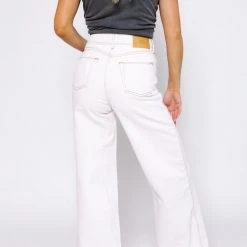 BDG White Puddle Jean NEW ARRIVALS