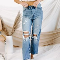 CLOTHING BLANK NYC Baxter Ribcage Straight Leg Jean