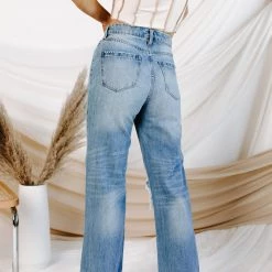 CLOTHING BLANK NYC Baxter Ribcage Straight Leg Jean