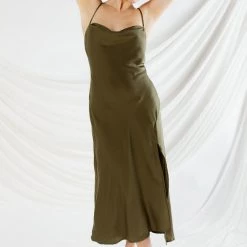 WEDDING CAPSULE ASTR Gaia Dress