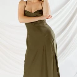 WEDDING CAPSULE ASTR Gaia Dress