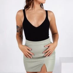 Dress Forum Highlights Knit Tank NEW ARRIVALS