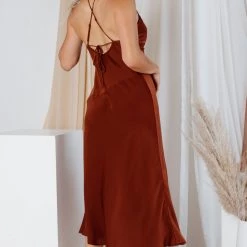 WEDDING CAPSULE ASTR Gaia Dress