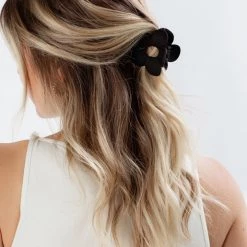 Wall To Wall Sunbeam Flower Hair Clip