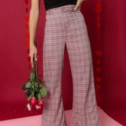 BaeVely CLOTHING Come Close Gingham Pant