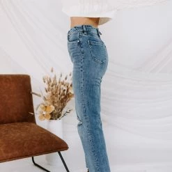 CLOTHING BLANK NYC Baxter Ribcage Straight Leg Jean