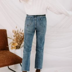 CLOTHING BLANK NYC Baxter Ribcage Straight Leg Jean