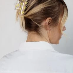 Merveille ACCESSORIES Daphne Smiley Hair Clip