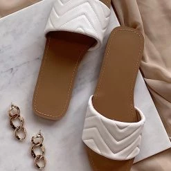 CCOCCI CLOTHING Courtney Slide Sandal